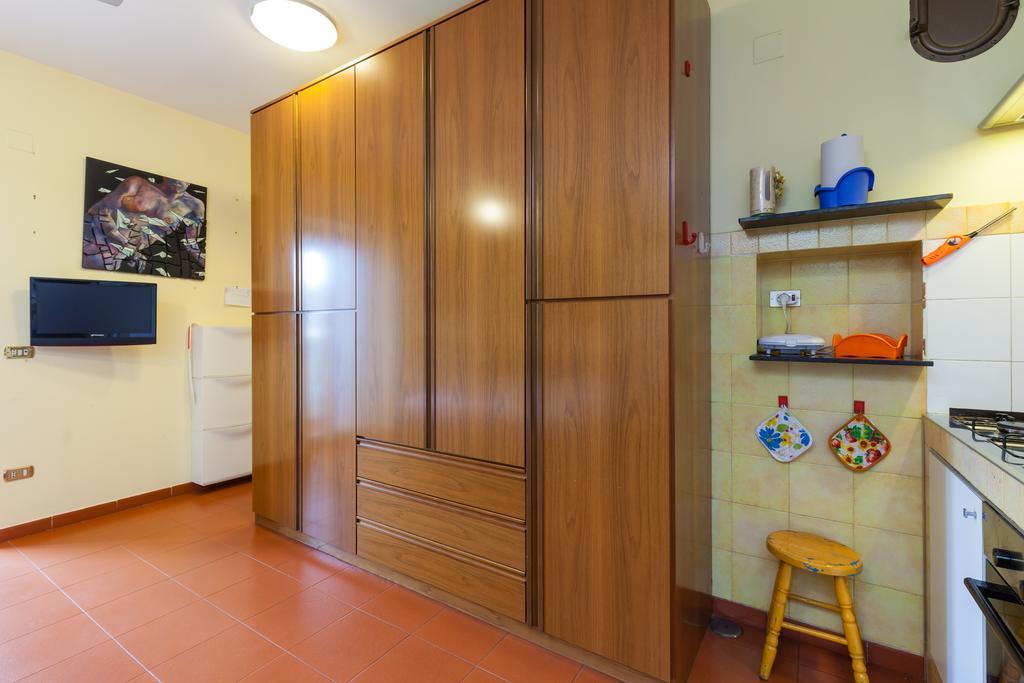 Amedeo Savoia - Bh 49 Apartment Naples Luaran gambar